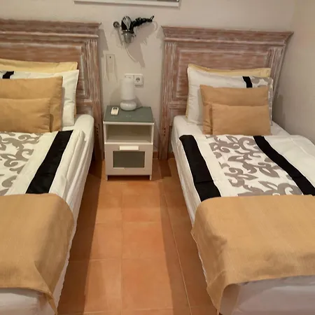 Casa Lanjaron B&B 3*