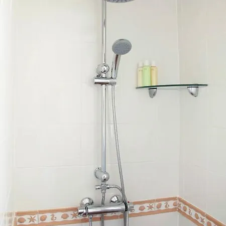 Casa Lanjaron 3* 산 미겔 데 살리나스