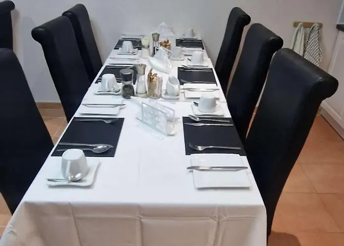 住宿加早餐酒店 Casa Lanjaron 圣米格尔德萨利纳斯